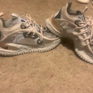 Nike And  I.S.P.A flow 2020 “pure platinum”